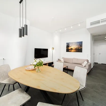 아파트 Ans Hanza Tower No 701 - Swimming Pool, Sauna, Jacuzzi, Viewing Terrace *