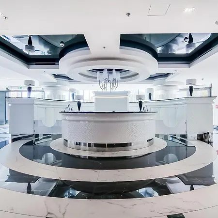 Апартаменты Ans Hanza Tower No 701 - Swimming Pool, Sauna, Jacuzzi, Viewing Terrace