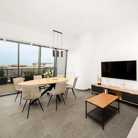 Ans Hanza Tower No 701 - Swimming Pool, Sauna, Jacuzzi, Viewing Terrace Апартаменты